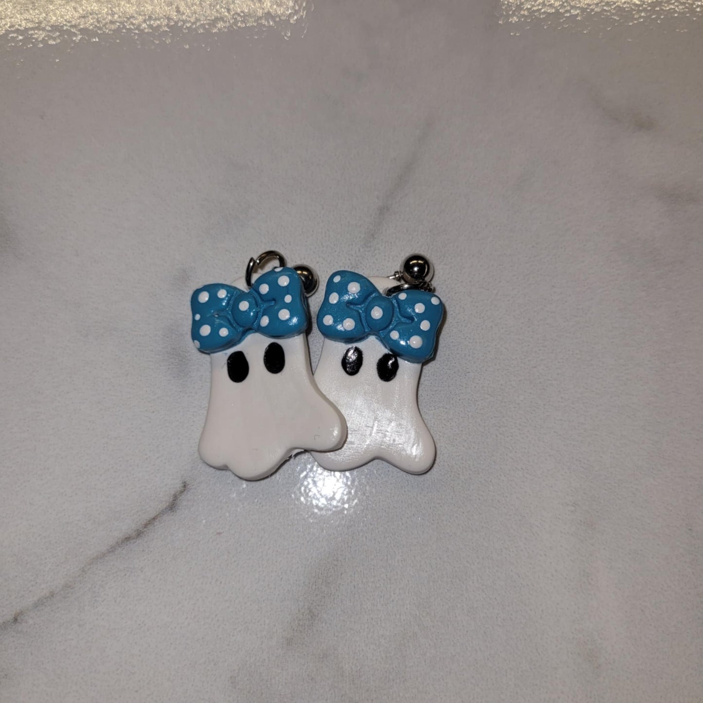 Turquoise Bow w/ polka dots