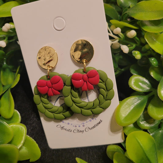 Wreath Polymer Earrings w/ gold disc charm