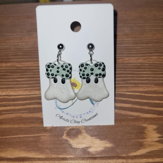 Pearl, Light Sage, Black polka-dot bow